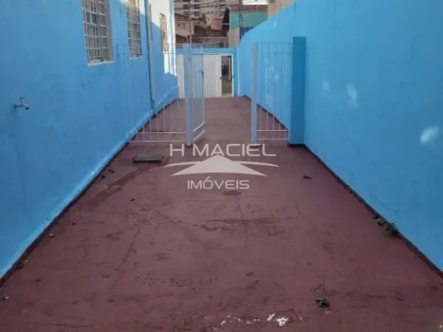 Casa com 400m² 2 quartos e 1 banheiro, para alugar, no bairro Jardim Chapadão em Campinas