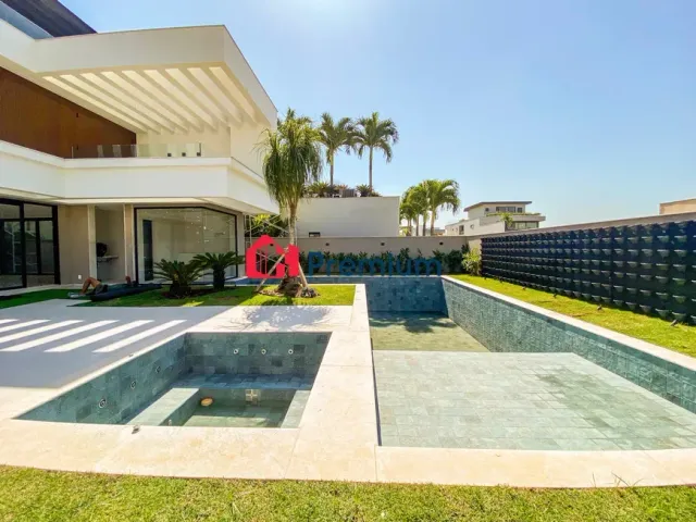 Casa 5 quartos e 8 banheiros, à venda, no bairro Barra da Tijuca em Rio de Janeiro