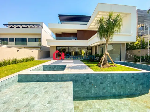 Casa 5 quartos e 8 banheiros, à venda, no bairro Barra da Tijuca em Rio de Janeiro