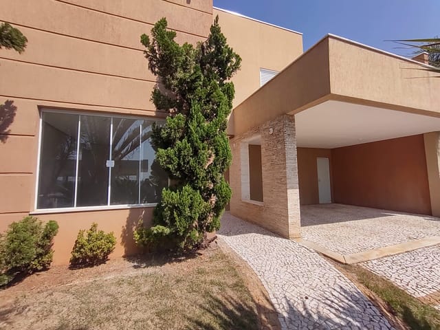 Casa com 369m² 4 quartos e 4 banheiros, à venda, no bairro Vila Santa Maria em Americana