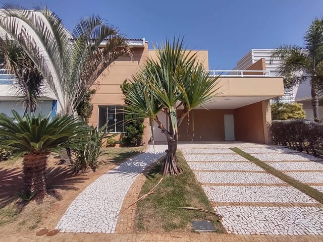Casa com 369m² 4 quartos e 4 banheiros, à venda, no bairro Vila Santa Maria em Americana