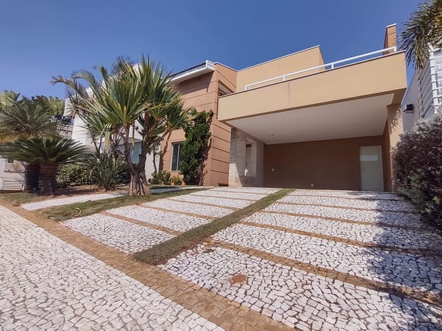 Casa com 369m² 4 quartos e 4 banheiros, à venda, no bairro Vila Santa Maria em Americana