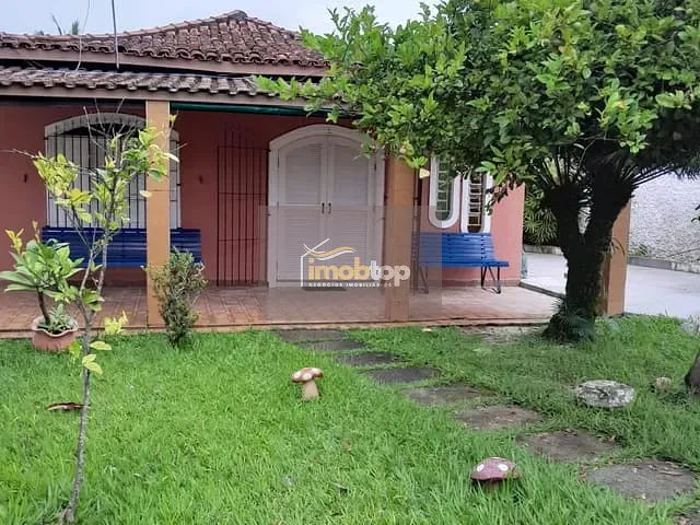 Casa com 384m² 3 quartos e 3 banheiros, à venda, no bairro Porto Novo em Caraguatatuba