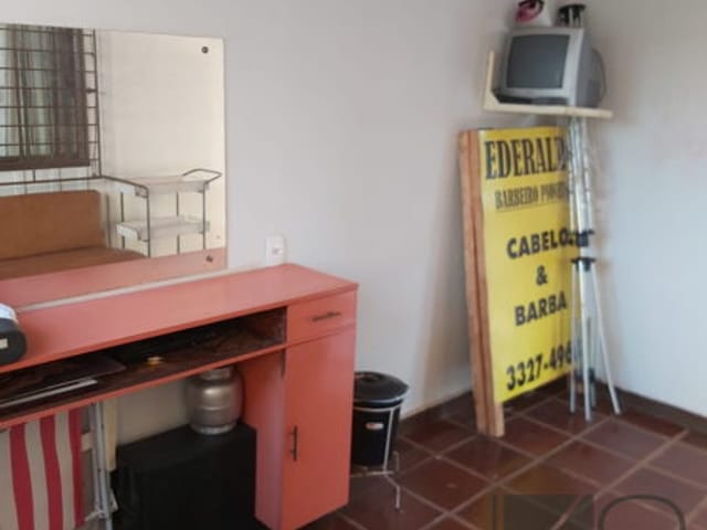 Casa 4 quartos e 2 banheiros, à venda, no bairro Jardim Shangri-lá B em Londrina