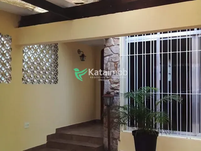 Casa 3 quartos e 2 banheiros, à venda, no bairro Vila Zat em São Paulo