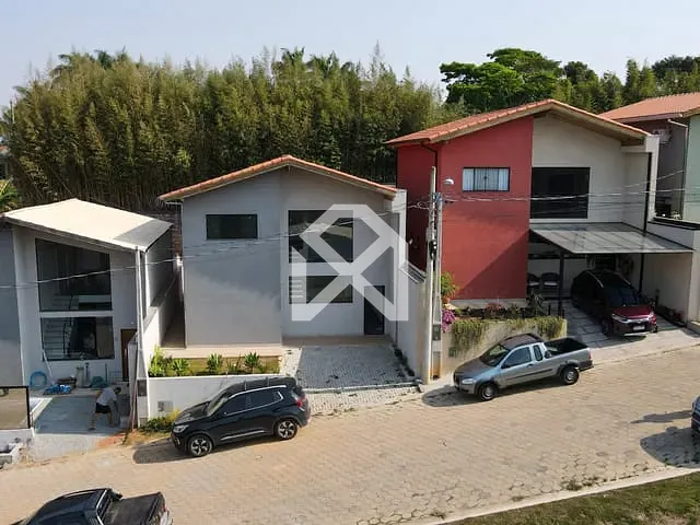 Casa com 150m² 2 quartos e 2 banheiros, à venda, no bairro Mato Dentro em Mairiporã