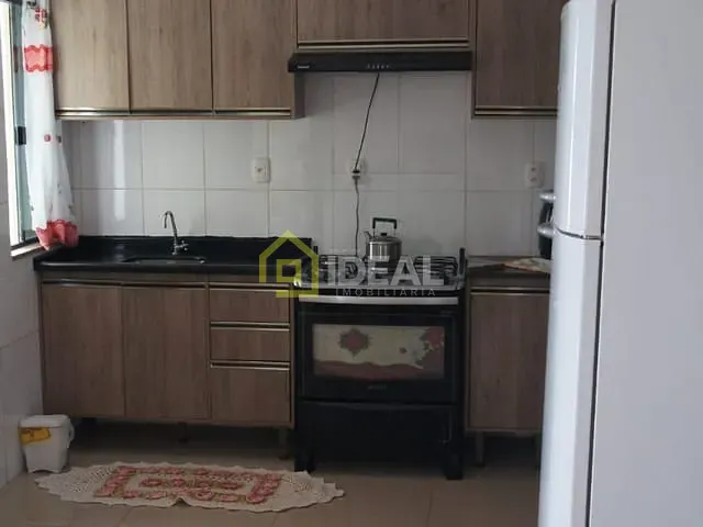 Casa 5 quartos e 3 banheiros, à venda, no bairro Petrópolis em Concórdia