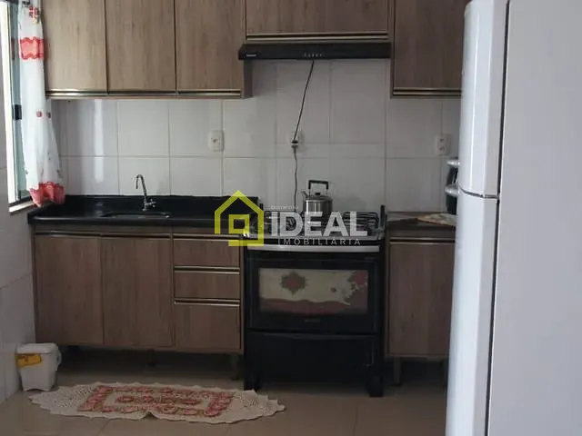 Casa 5 quartos e 3 banheiros, à venda, no bairro Petrópolis em Concórdia