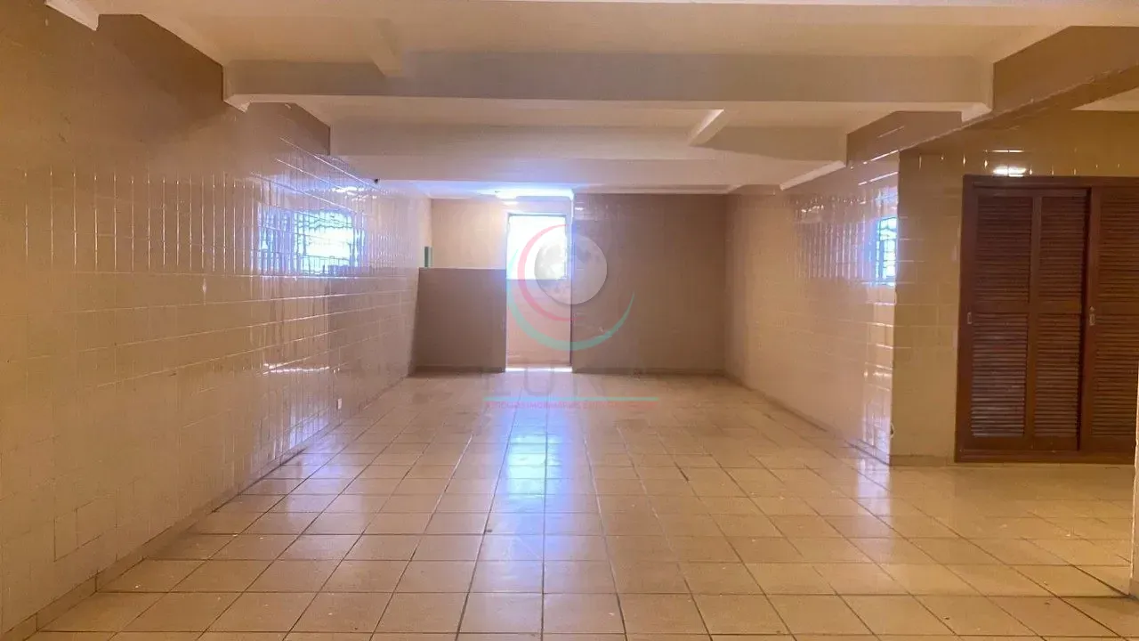 Casa, 4 quartos, 357 m² - Foto 3