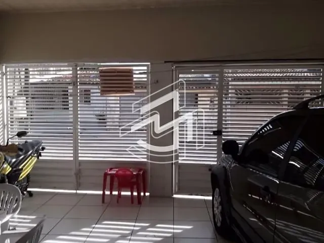 Casa 2 quartos e 2 banheiros, à venda, no bairro Coqueiro em Belém