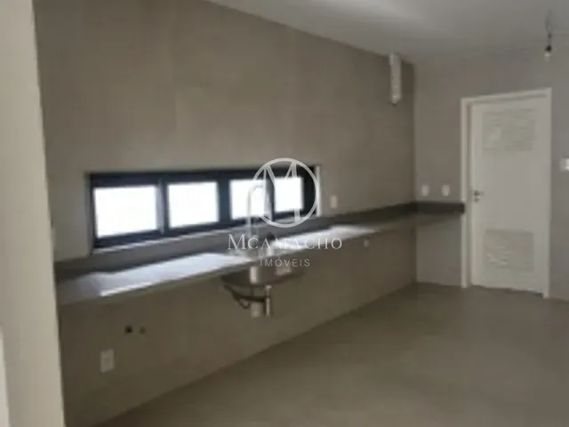 Casa com 400m² 4 quartos e 5 banheiros, à venda, no bairro Barra da Tijuca em Rio de Janeiro