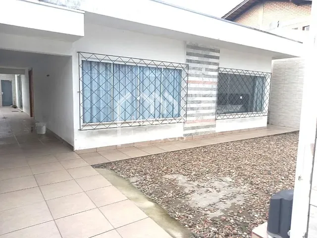 Casa com 323m² 3 quartos e 3 banheiros, à venda, no bairro São João em Itajaí