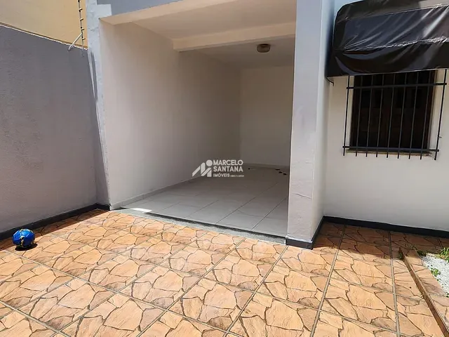 Casa com 112m² 4 quartos e 2 banheiros, à venda, no bairro Alto Maron em Vitória da Conquista