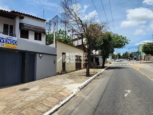 Casa com 112m² 4 quartos e 2 banheiros, à venda, no bairro Alto Maron em Vitória da Conquista
