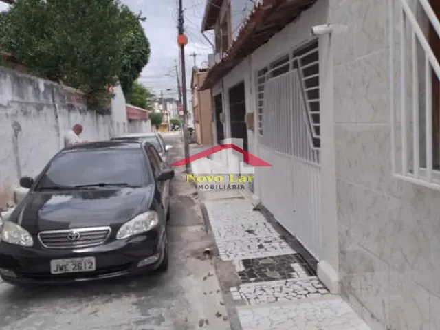 Casa 2 quartos e 1 banheiro, à venda, no bairro Fátima em Fortaleza