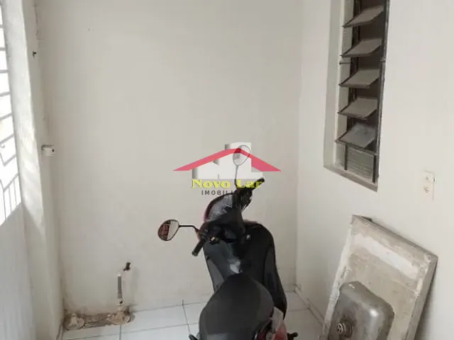 Casa 2 quartos e 1 banheiro, à venda, no bairro Fátima em Fortaleza