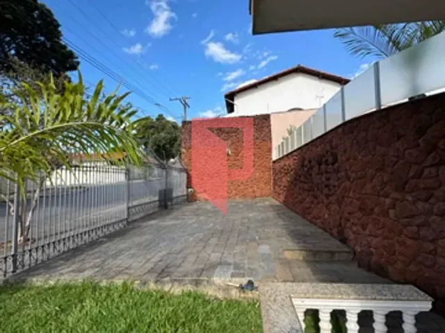Casa com 780m² 5 quartos e 5 banheiros, à venda, no bairro Santa Branca em Belo Horizonte