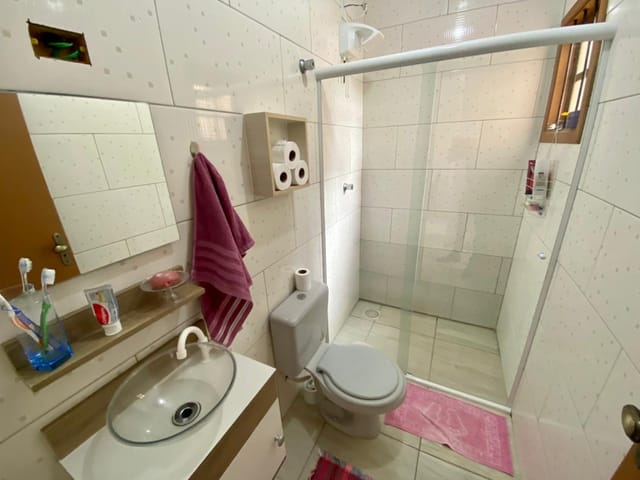 Casa com 140m² 2 quartos e 1 banheiro, à venda, no bairro Jardim dos Lagos em Guaíba