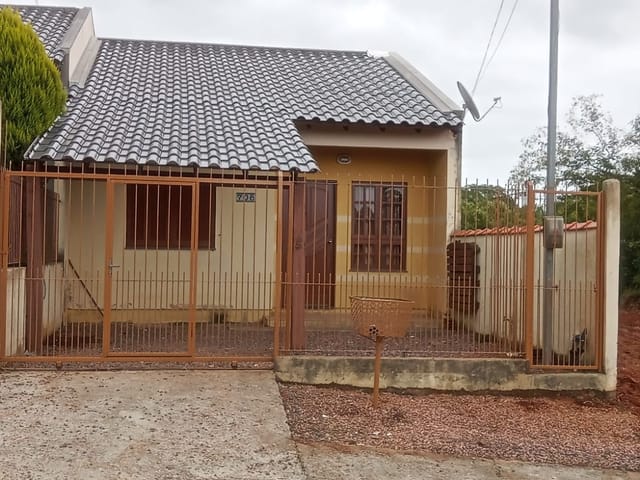 Casa com 140m² 2 quartos e 1 banheiro, à venda, no bairro Jardim dos Lagos em Guaíba