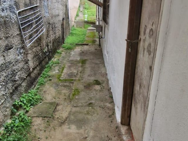 Casa 1 quarto e 1 banheiro, para alugar, no bairro Centro em Vassouras