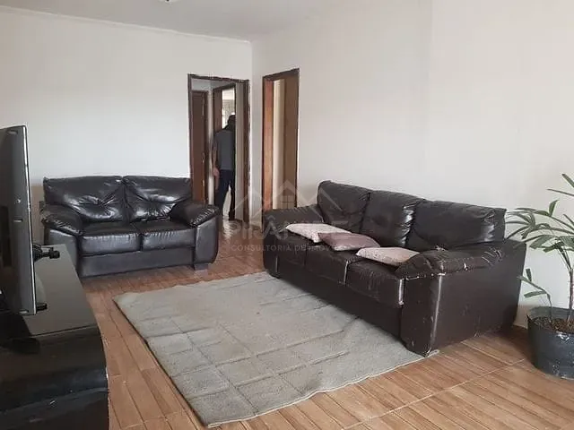 Casa com 163m² 2 quartos e 1 banheiro, à venda, no bairro Jardim Esperança em Poços de Caldas