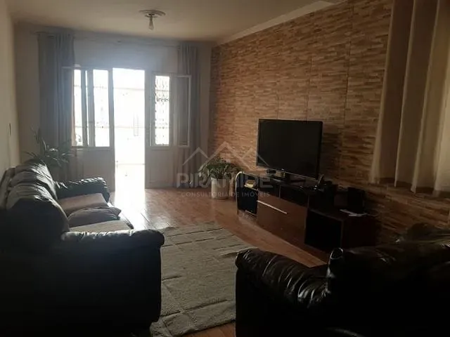 Casa com 163m² 2 quartos e 1 banheiro, à venda, no bairro Jardim Esperança em Poços de Caldas
