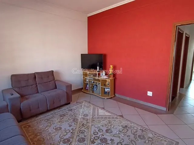 Casa com 280m² 3 quartos e 2 banheiros, à venda, no bairro Loteamento Capotuna em Jaguariúna