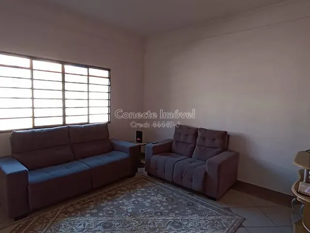 Casa com 280m² 3 quartos e 2 banheiros, à venda, no bairro Loteamento Capotuna em Jaguariúna