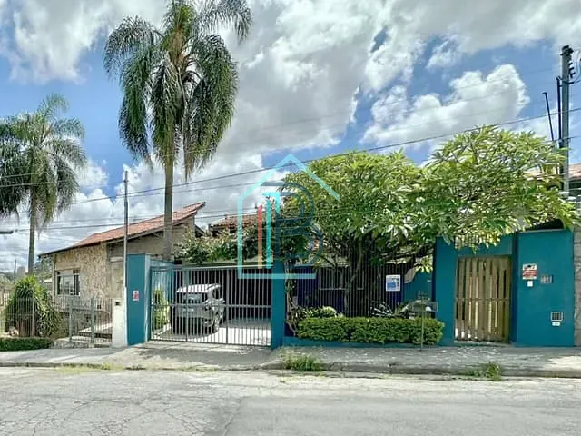 Casa com 283m² 4 quartos e 3 banheiros, à venda, no bairro Jardim Jussara em São Paulo