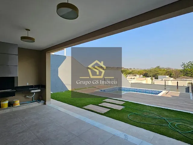 Casa com 500m² 3 quartos e 4 banheiros, à venda, no bairro Ipiranga em Louveira