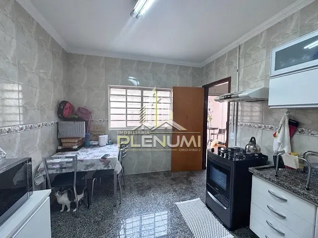 Casa com 352m² 3 quartos e 3 banheiros, à venda, no bairro Saúde em Rio Claro