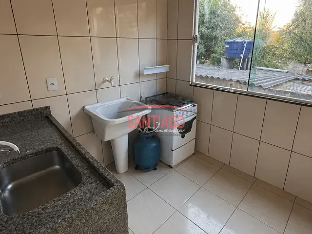 Casa 2 quartos e 1 banheiro, para alugar, no bairro Bairro Gloria em Santo Antônio de Pádua