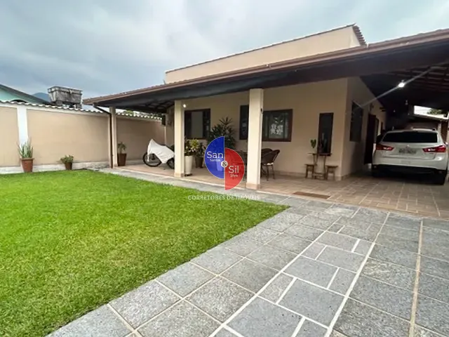 Casa com 360m² 3 quartos e 3 banheiros, à venda, no bairro Parque Fleixal em Guapimirim