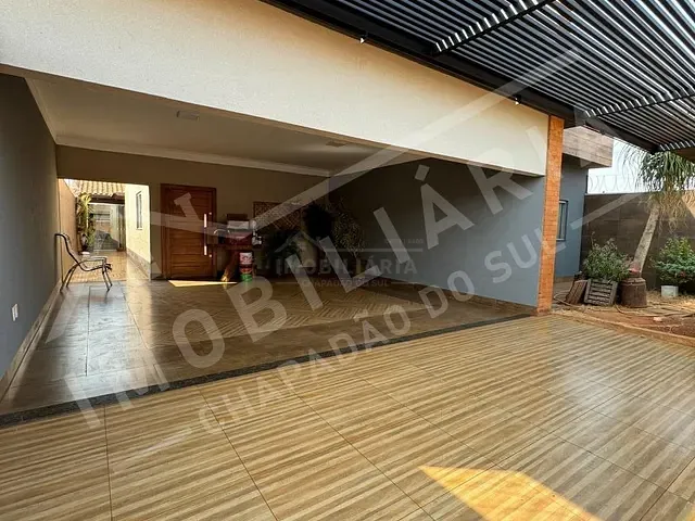 Casa 4 quartos e 2 banheiros, à venda, no bairro ESPLANADA III em Chapadão do Sul