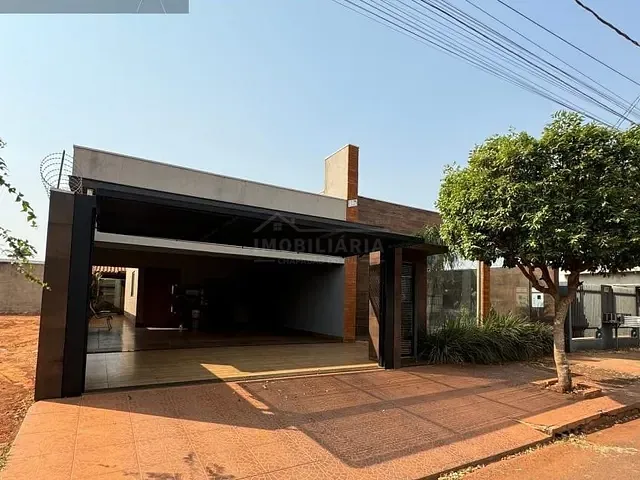 Casa 4 quartos e 2 banheiros, à venda, no bairro ESPLANADA III em Chapadão do Sul