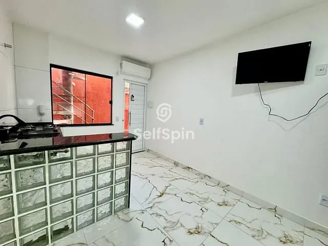 Casa com 400m² 1 quarto e 1 banheiro, para alugar, no bairro São Domingos em Niterói
