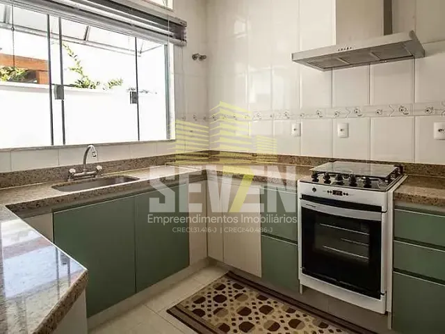 Casa com 450m² 4 quartos e 3 banheiros, à venda, no bairro Residencial Lago Sul em Bauru