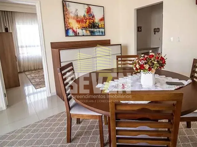 Casa com 450m² 4 quartos e 3 banheiros, à venda, no bairro Residencial Lago Sul em Bauru