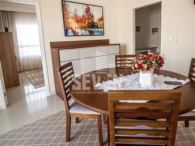Casa com 450m² 4 quartos e 3 banheiros, à venda, no bairro Residencial Lago Sul em Bauru