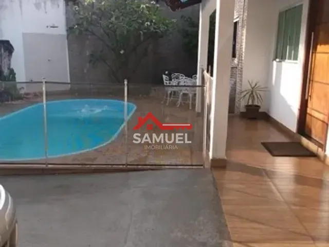 Casa com 340m² 3 quartos e 2 banheiros, à venda, no bairro Núcleo Bandeirante em Brasília