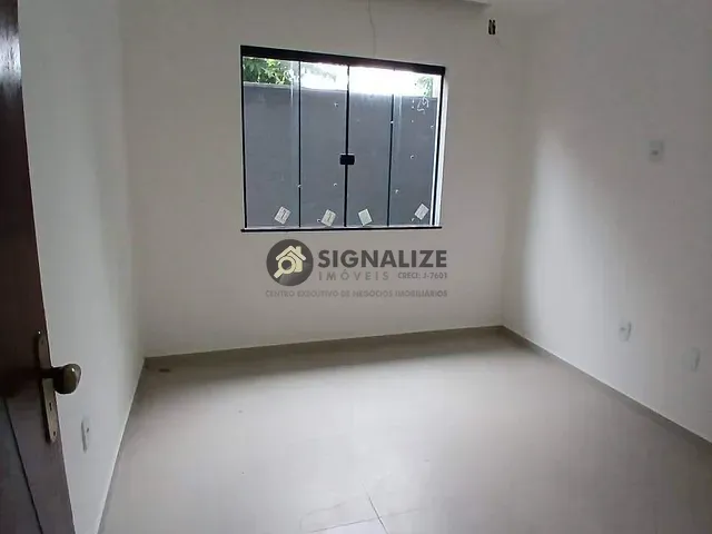 Casa 3 quartos e 2 banheiros, à venda, no bairro Porto da Aldeia em São Pedro da Aldeia