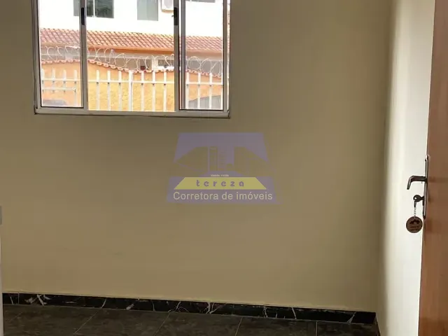 Casa 4 quartos e 2 banheiros, para alugar, no bairro Hamilton em Itabira