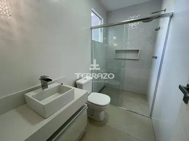 Casa com 360m² 3 quartos e 2 banheiros, à venda, no bairro Jardim Belvedere em Volta Redonda