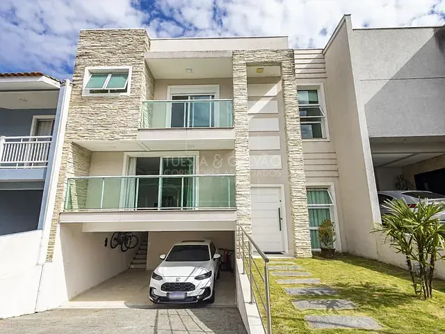 Casa com 235m² 3 quartos e 4 banheiros, à venda, no bairro Pilarzinho em Curitiba