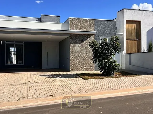 Casa 3 quartos e 4 banheiros, à venda, no bairro Residencial Portal do Sol em Holambra