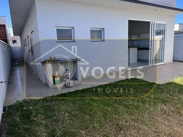 Casa 3 quartos e 4 banheiros, à venda, no bairro Residencial Portal do Sol em Holambra