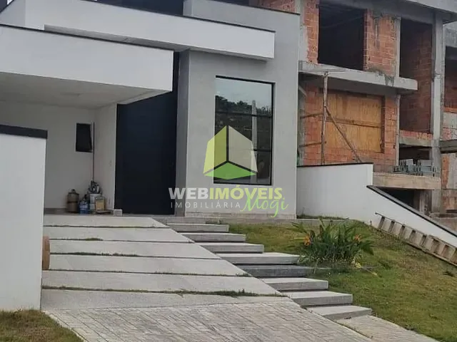 Casa com 321m² 3 quartos e 4 banheiros, à venda, no bairro Cidade Parquelandia em Mogi das Cruzes