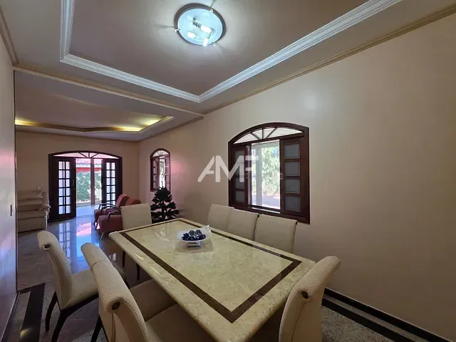 Casa com 1028m² 3 quartos e 4 banheiros, à venda, no bairro Setor Habitacional Vicente Pires em Brasília