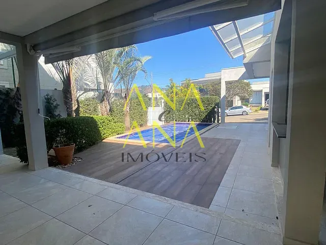 Casa com 456m² 4 quartos e 5 banheiros, à venda ou para alugar, no bairro Campo Novo em Bragança Paulista