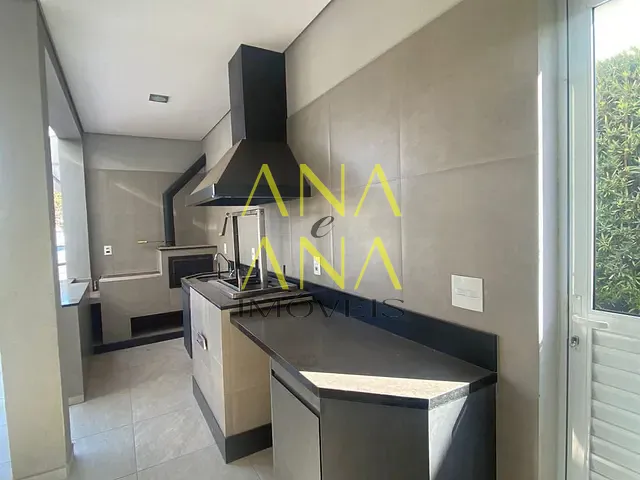 Casa com 456m² 4 quartos e 5 banheiros, à venda ou para alugar, no bairro Campo Novo em Bragança Paulista